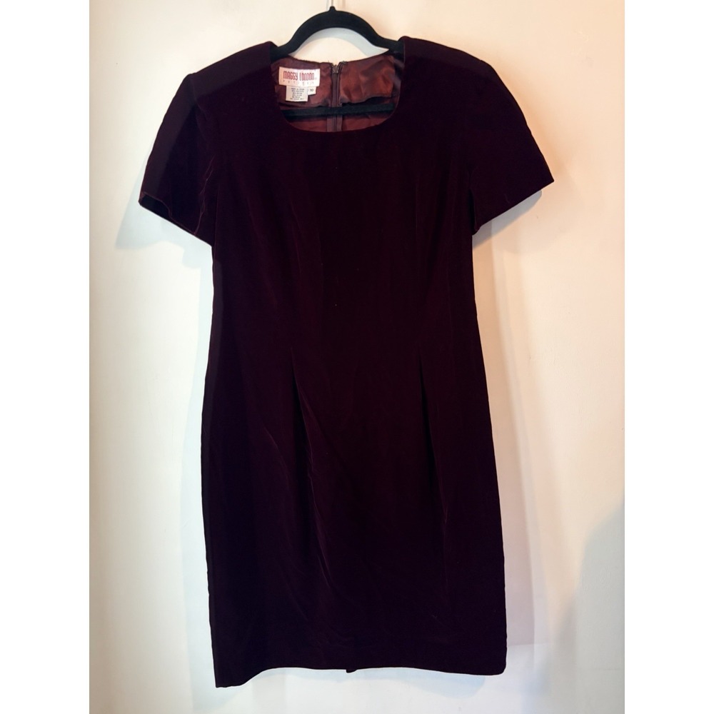Vintage Maggy London Burgundy Velvet Dress Petite 10 Holiday Cocktail Sheath